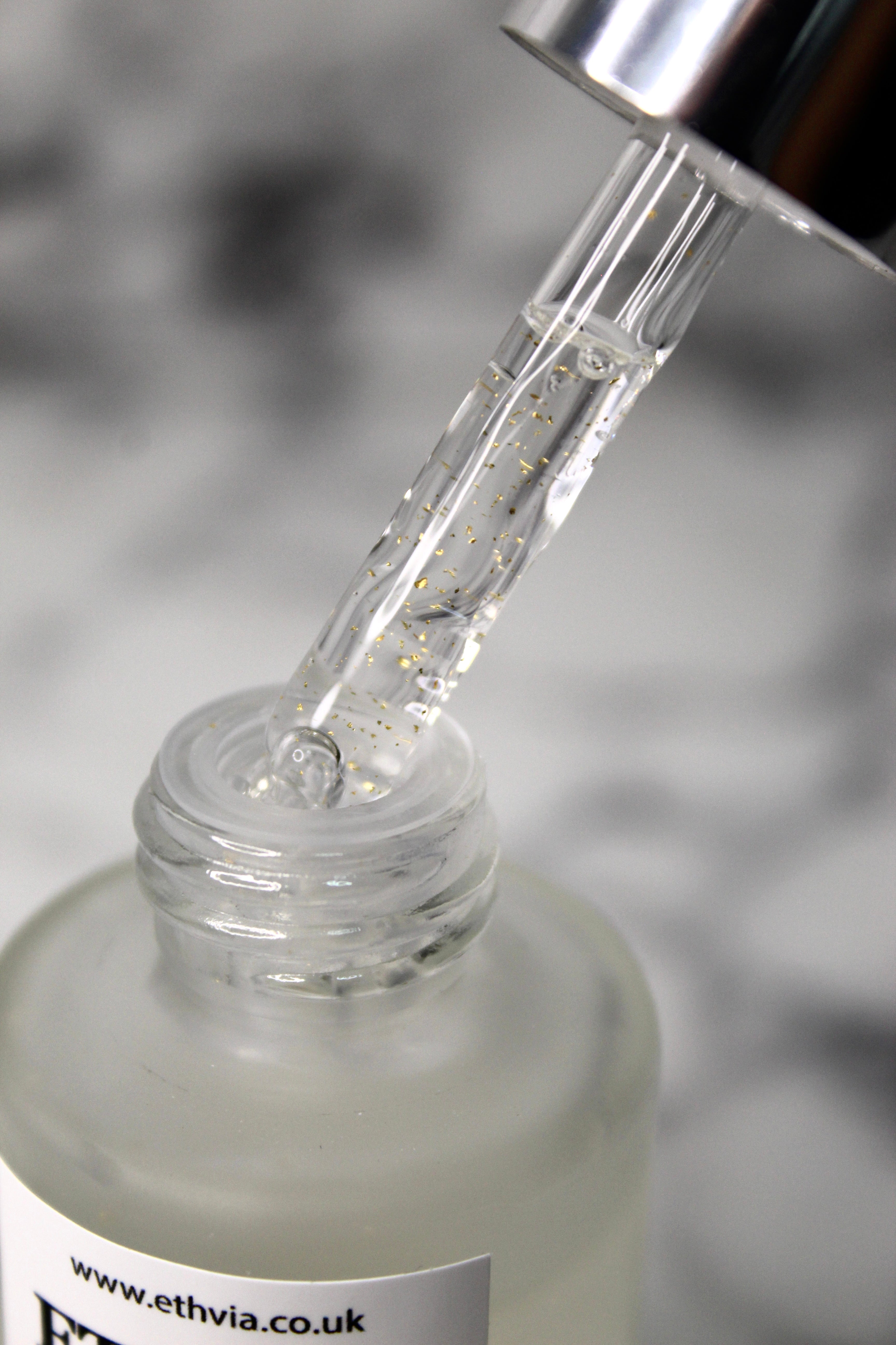 24K Gold & Hyaluronic Acid Facial Serum